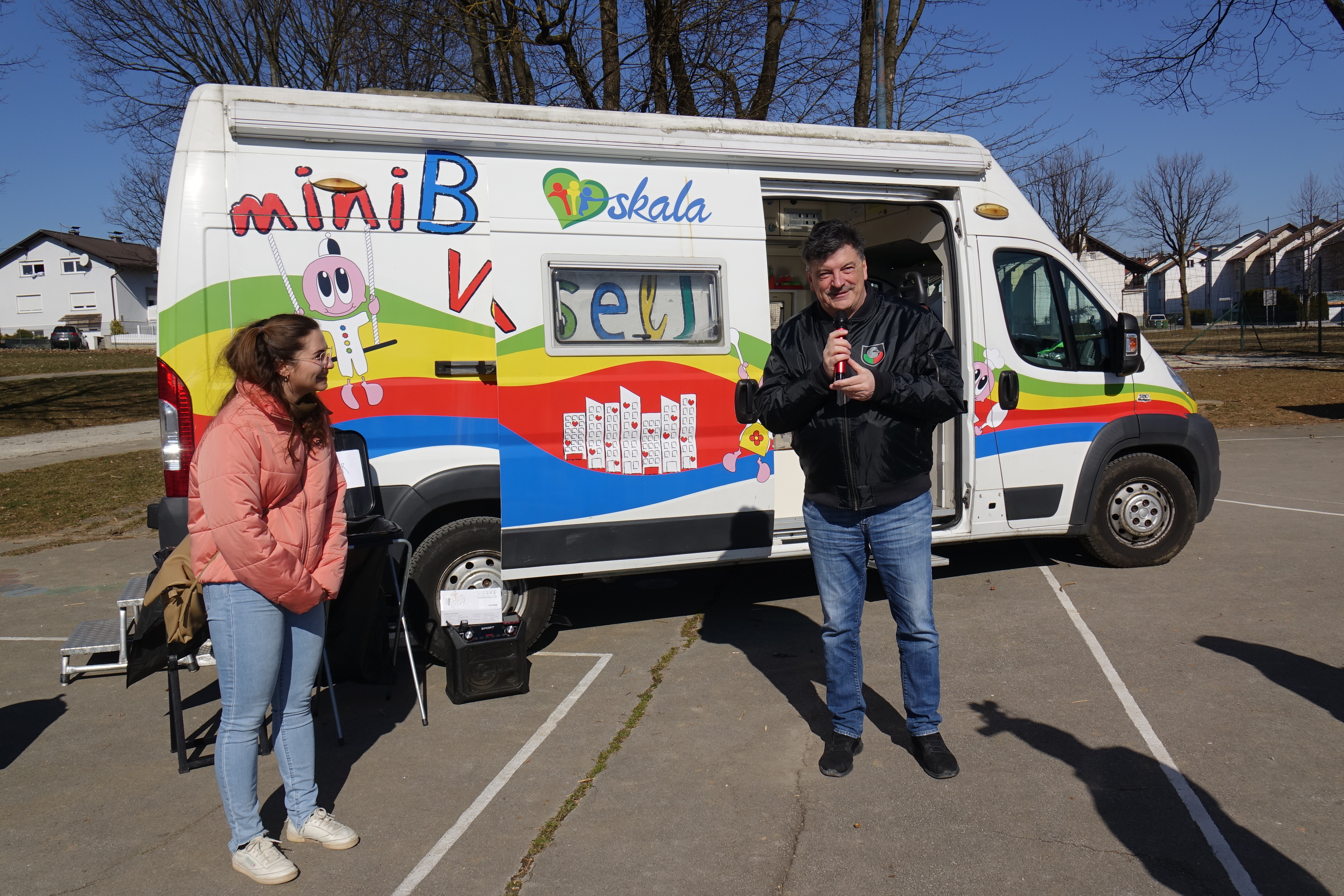 Sodelovanje z Minibusom veselja